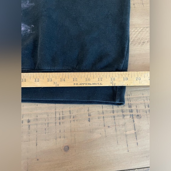 Halsey 2020 Official Limited Edition MANIC Tie Dye Sweatshirt - Picture 8 of 11